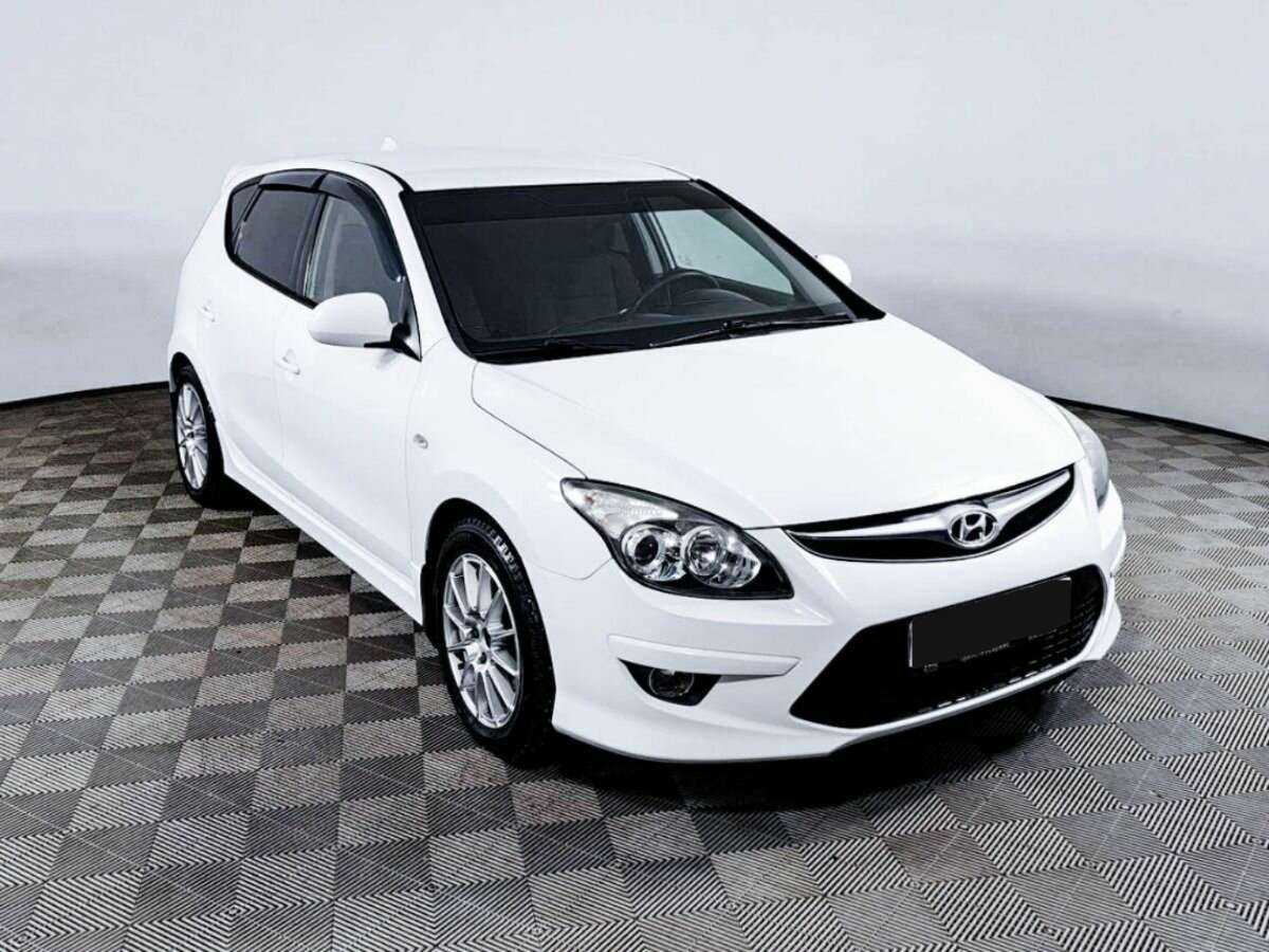 Hyundai i30, 2011 Фото №3