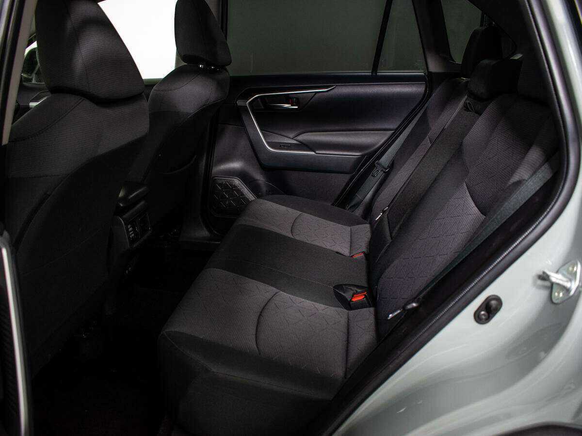 Toyota RAV4, 2019 Фото №10