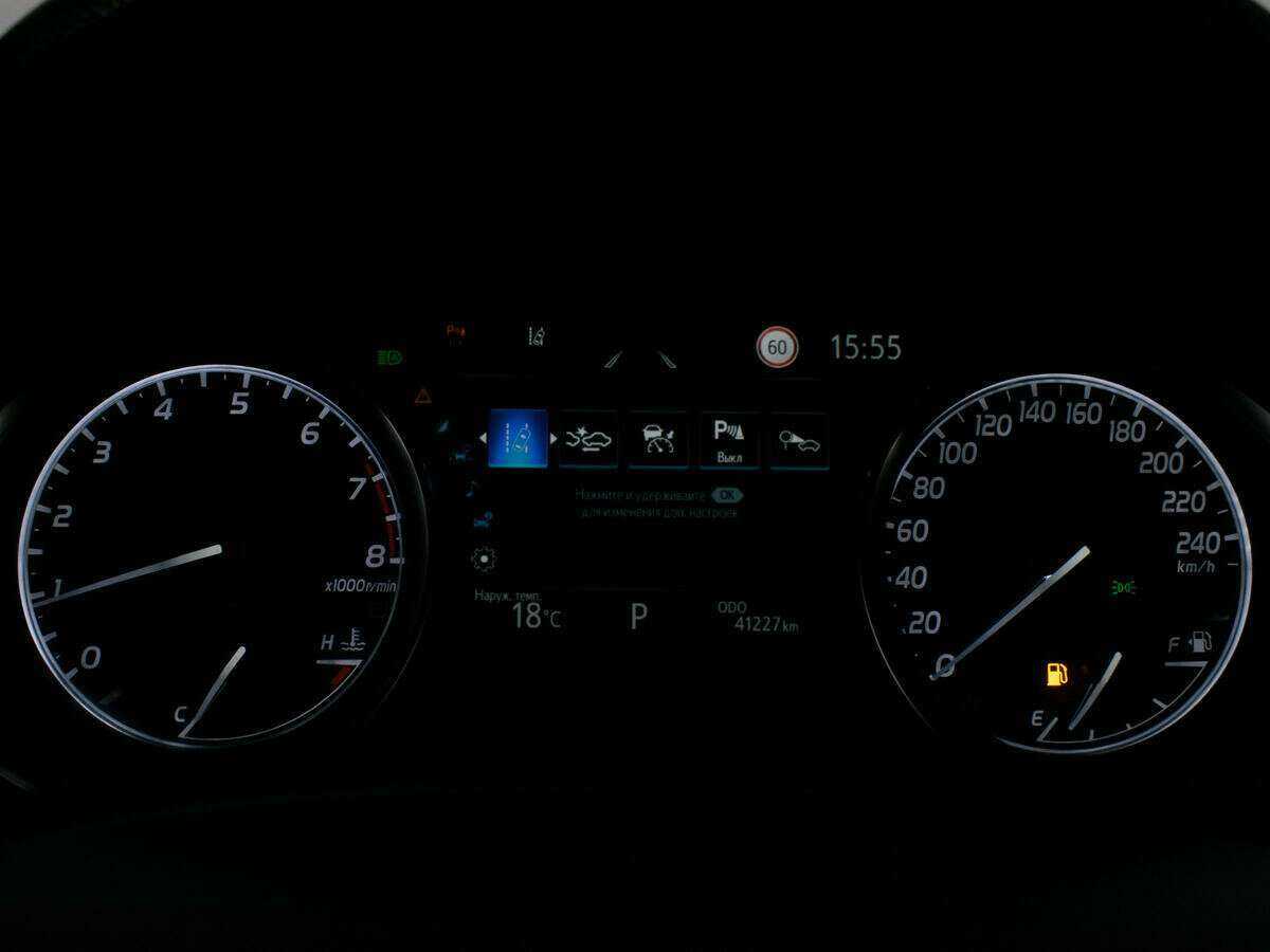 Toyota Camry, 2021 Фото №12