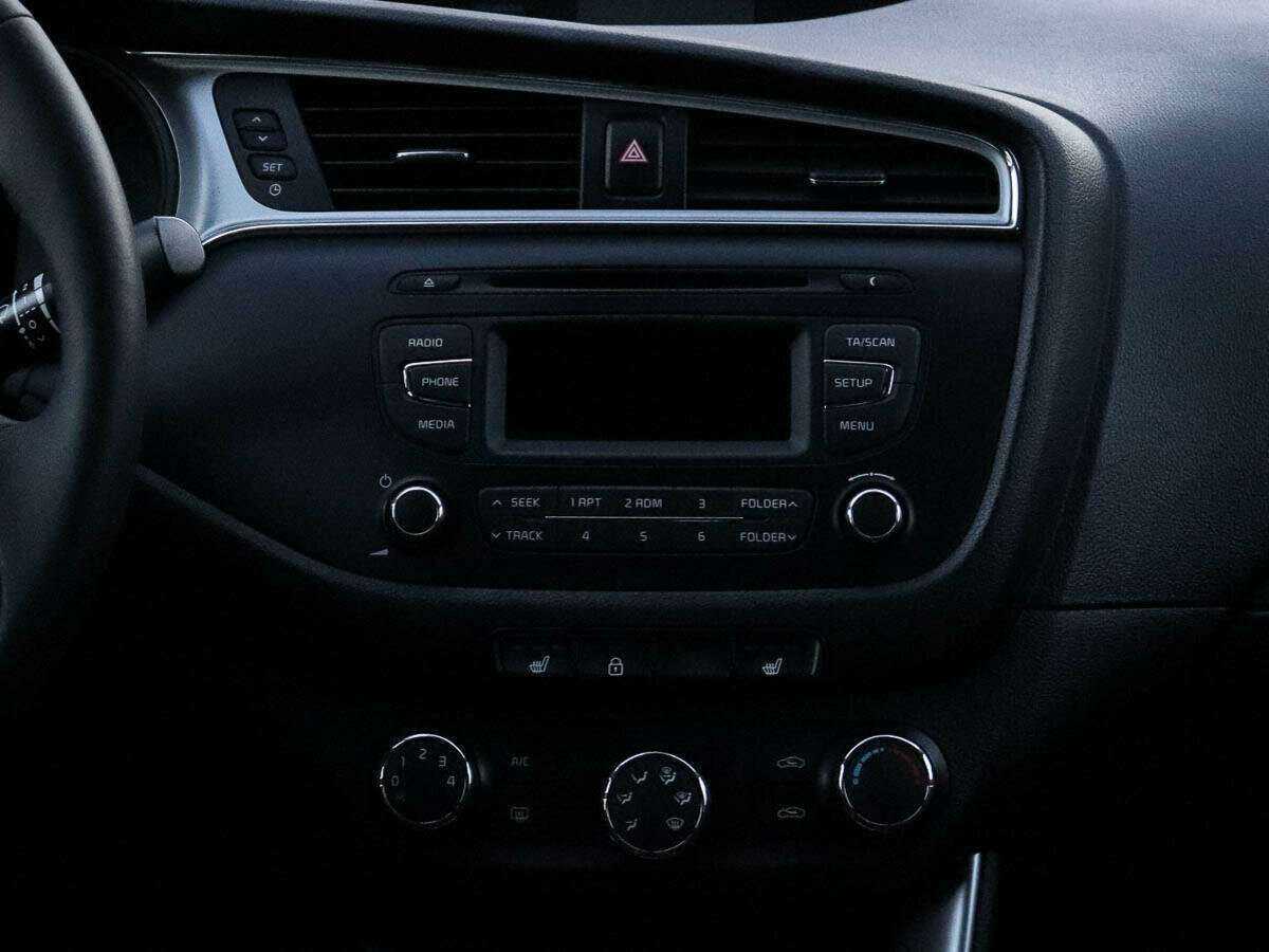 Kia Ceed, 2018 Фото №10