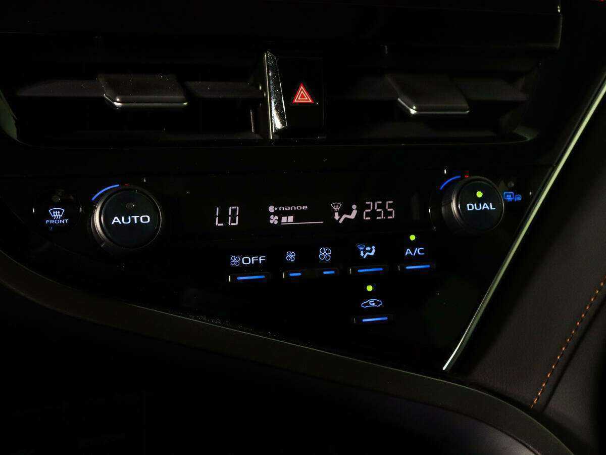 Toyota Camry, 2022 Фото №15