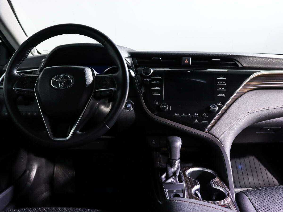 Toyota Camry, 2018 Фото №12