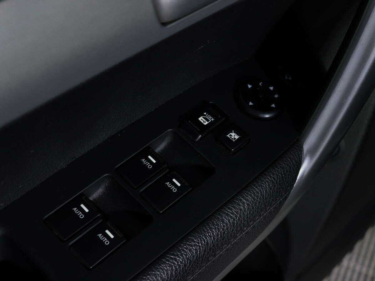 Kia Sorento, 2011 Фото №12