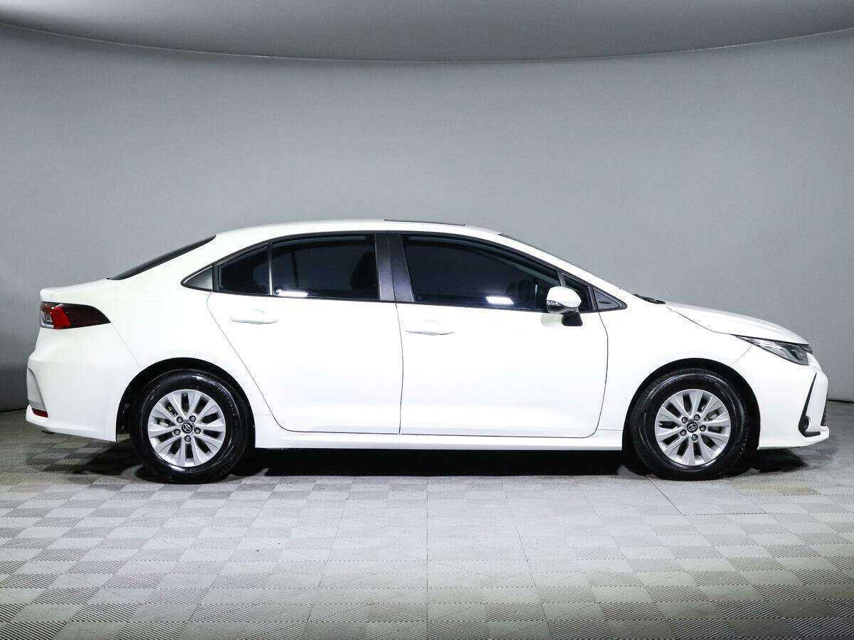 Toyota Corolla, 2022 - 8 618 км. | Фото №4