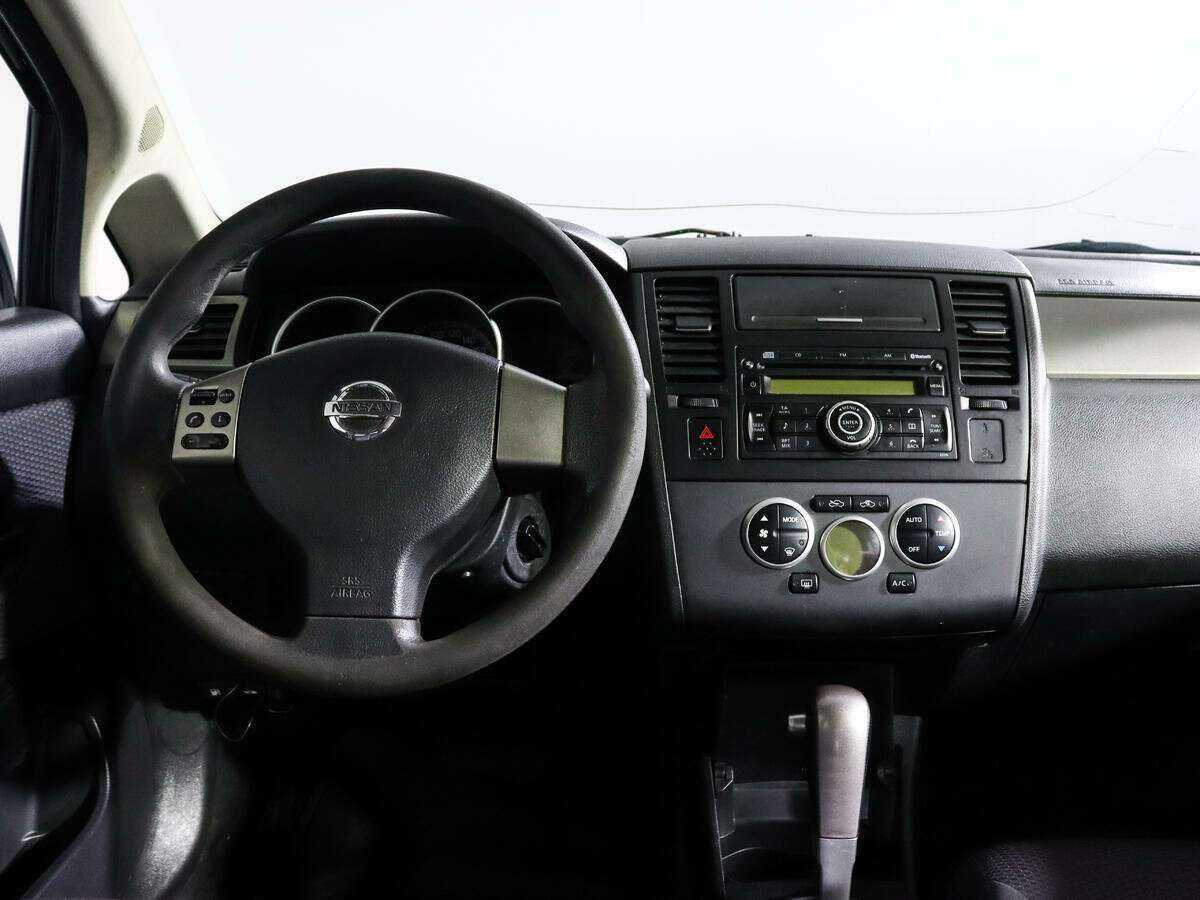 Nissan Tiida, 2008 Фото №10