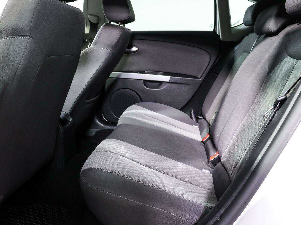 SEAT Leon, 2012 Фото №8
