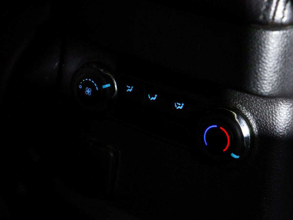 Ford Explorer, 2014 Фото №16