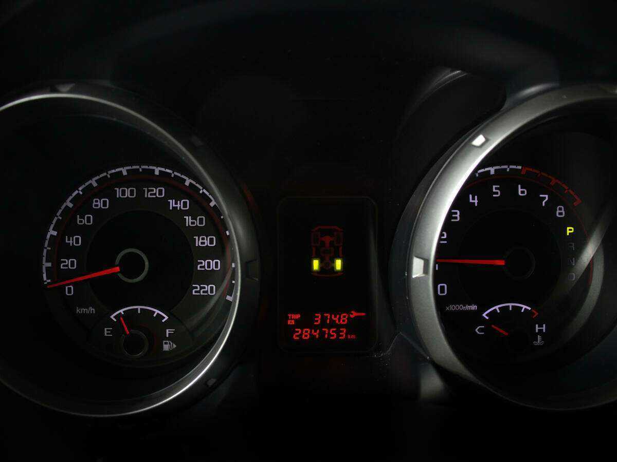 Mitsubishi Pajero, 2011 Фото №9