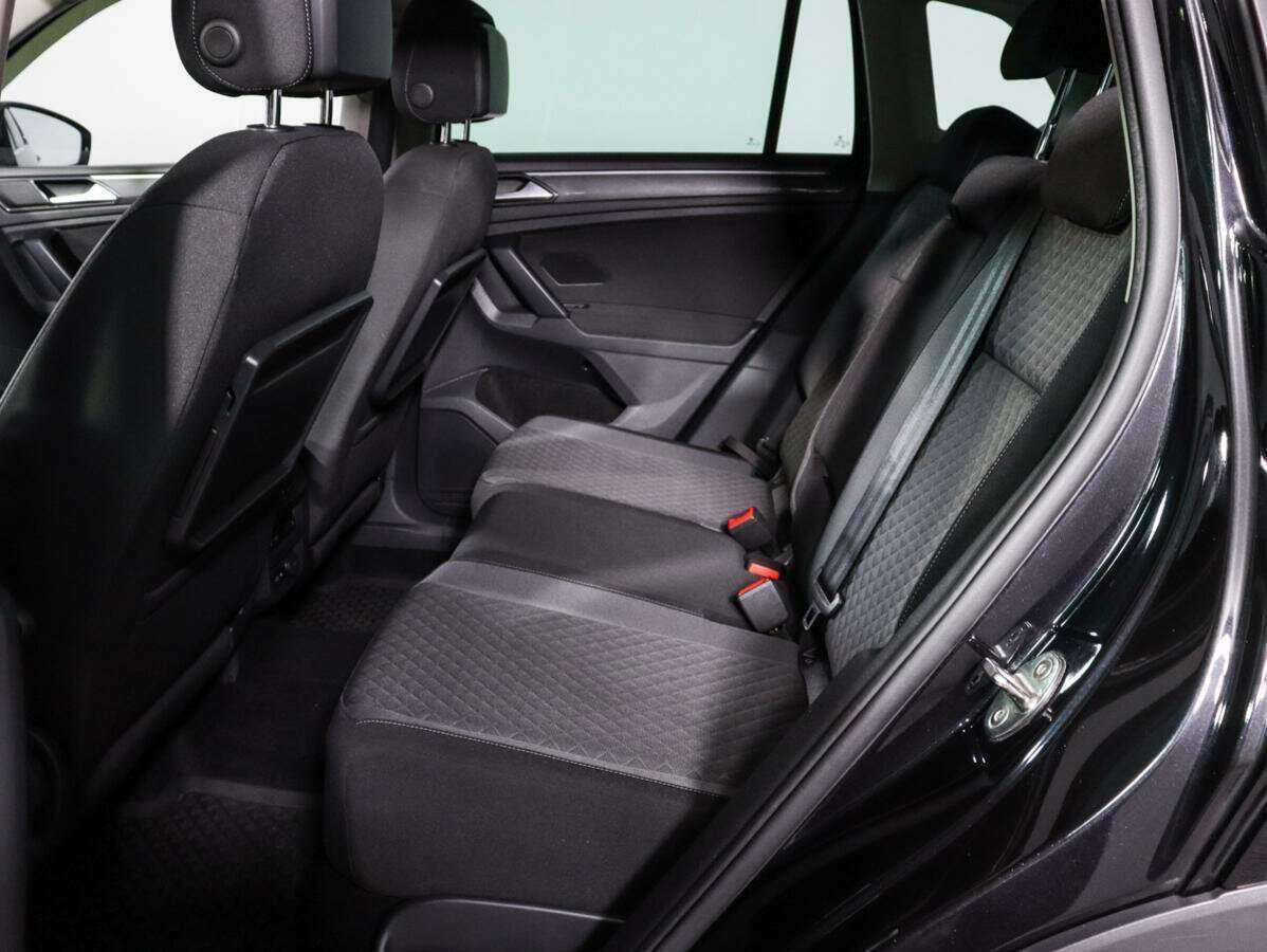 Volkswagen Tiguan, 2018 - 118 948 км. | Фото №8