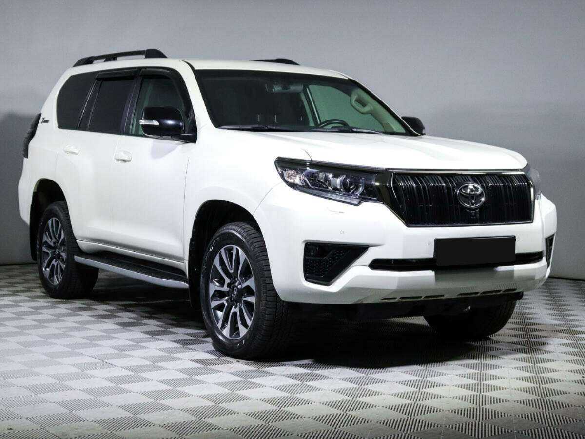 Toyota Land Cruiser Prado, 2022 - 4 296 км. | Фото №2