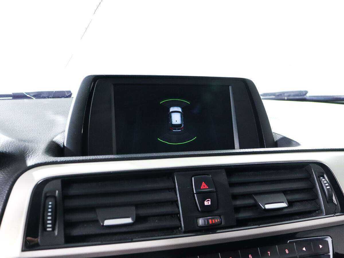 BMW 1 серии 118i, 2018 Фото №15