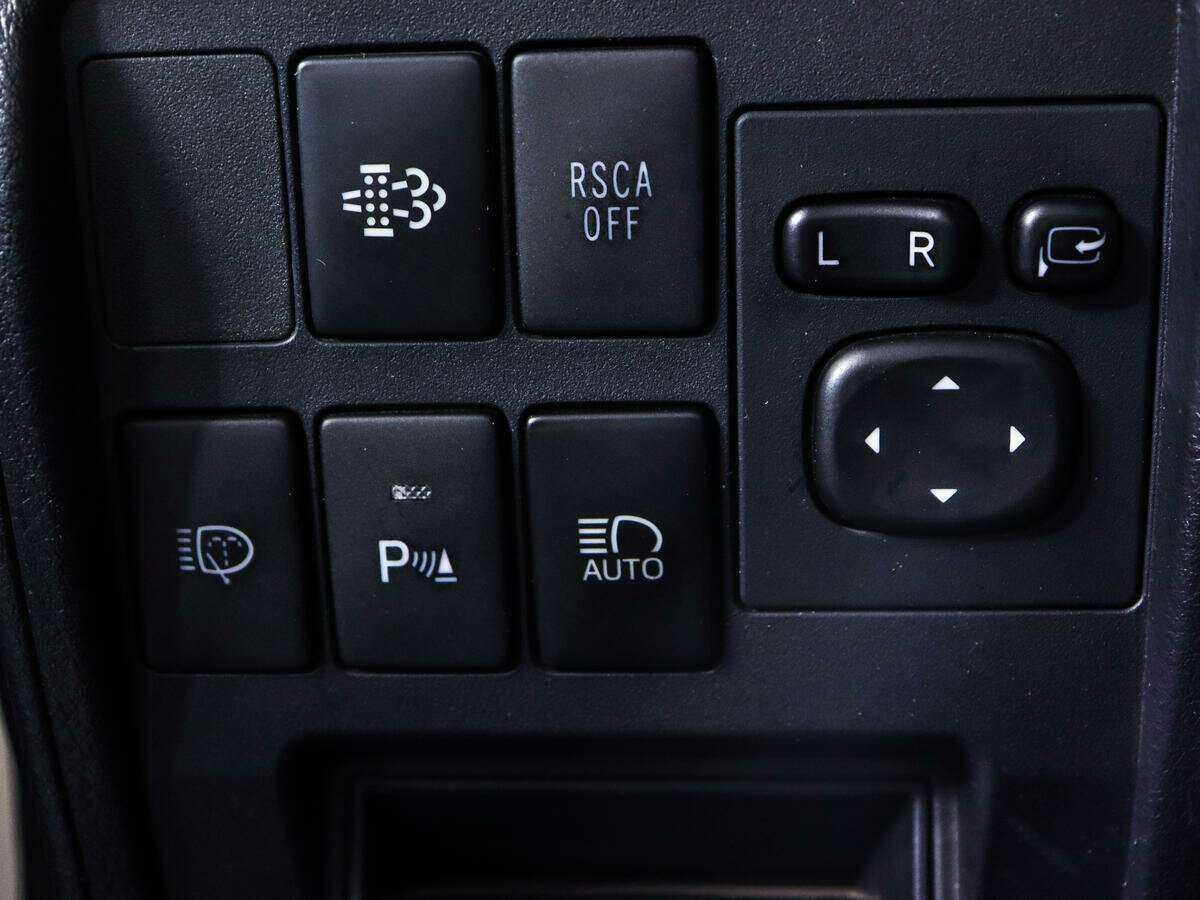 Toyota Land Cruiser, 2017 Фото №25