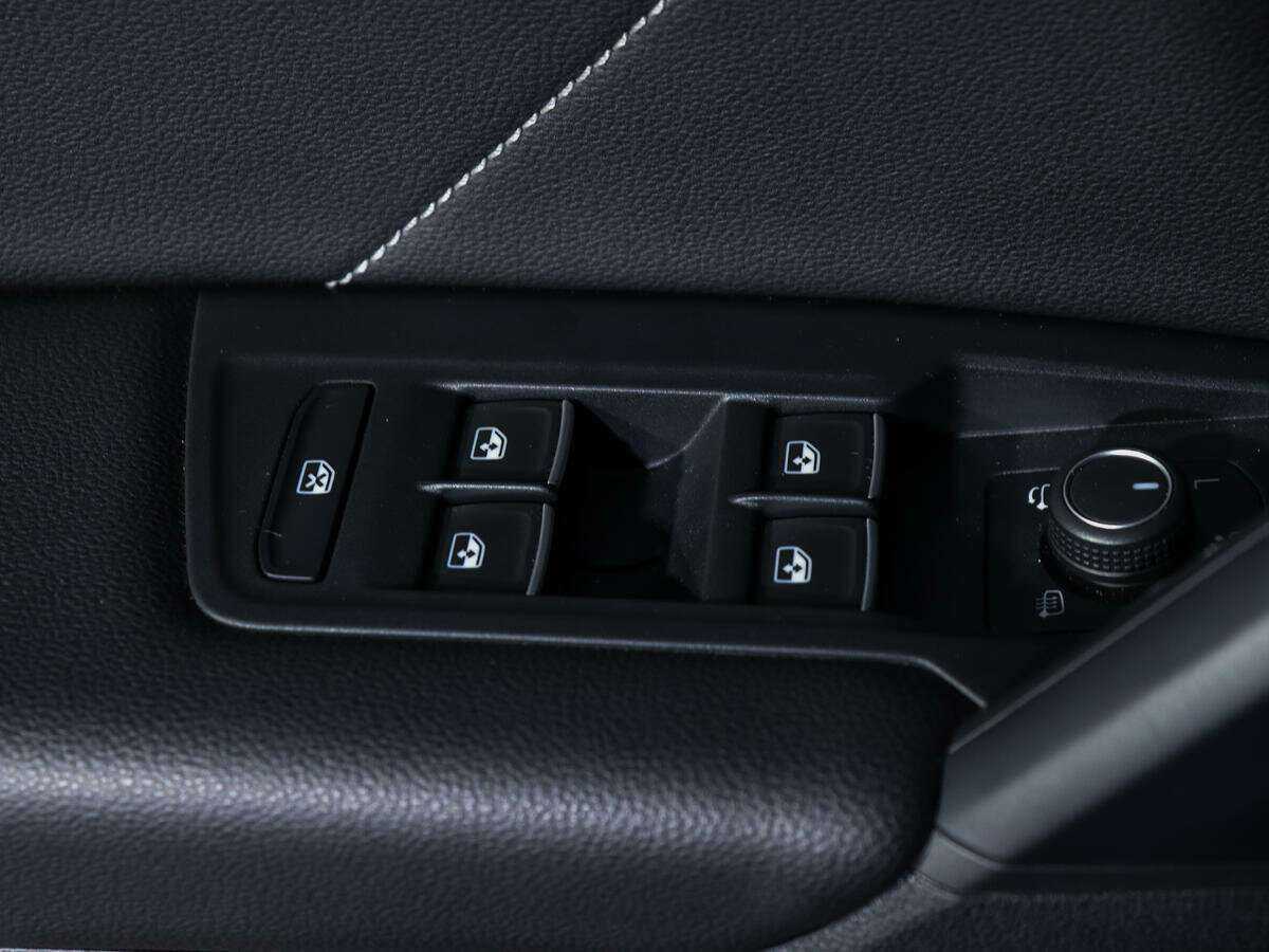 Volkswagen Tiguan, 2021 Фото №17