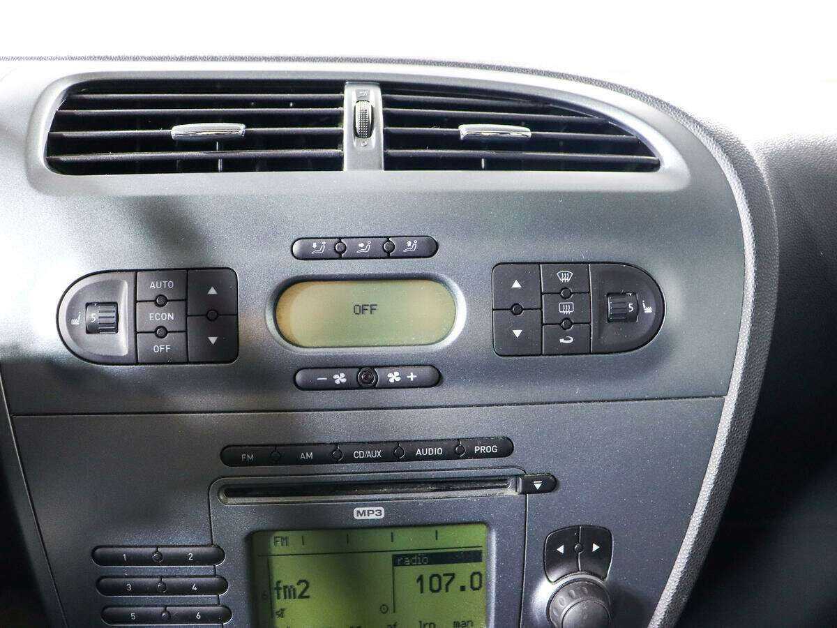 SEAT Leon, 2009 Фото №13