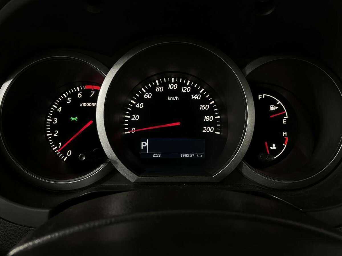 Suzuki Grand Vitara, 2010 Фото №10