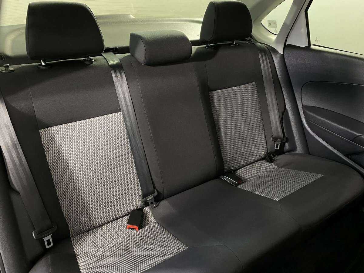 Volkswagen Polo, 2011 Фото №13