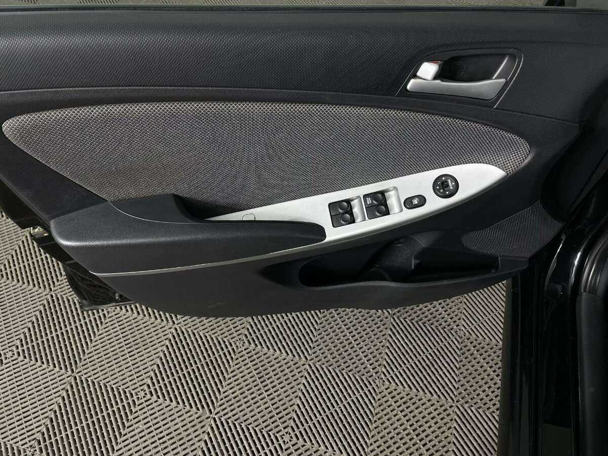 Hyundai Solaris, 2011 - 223 502 км. | Фото №8