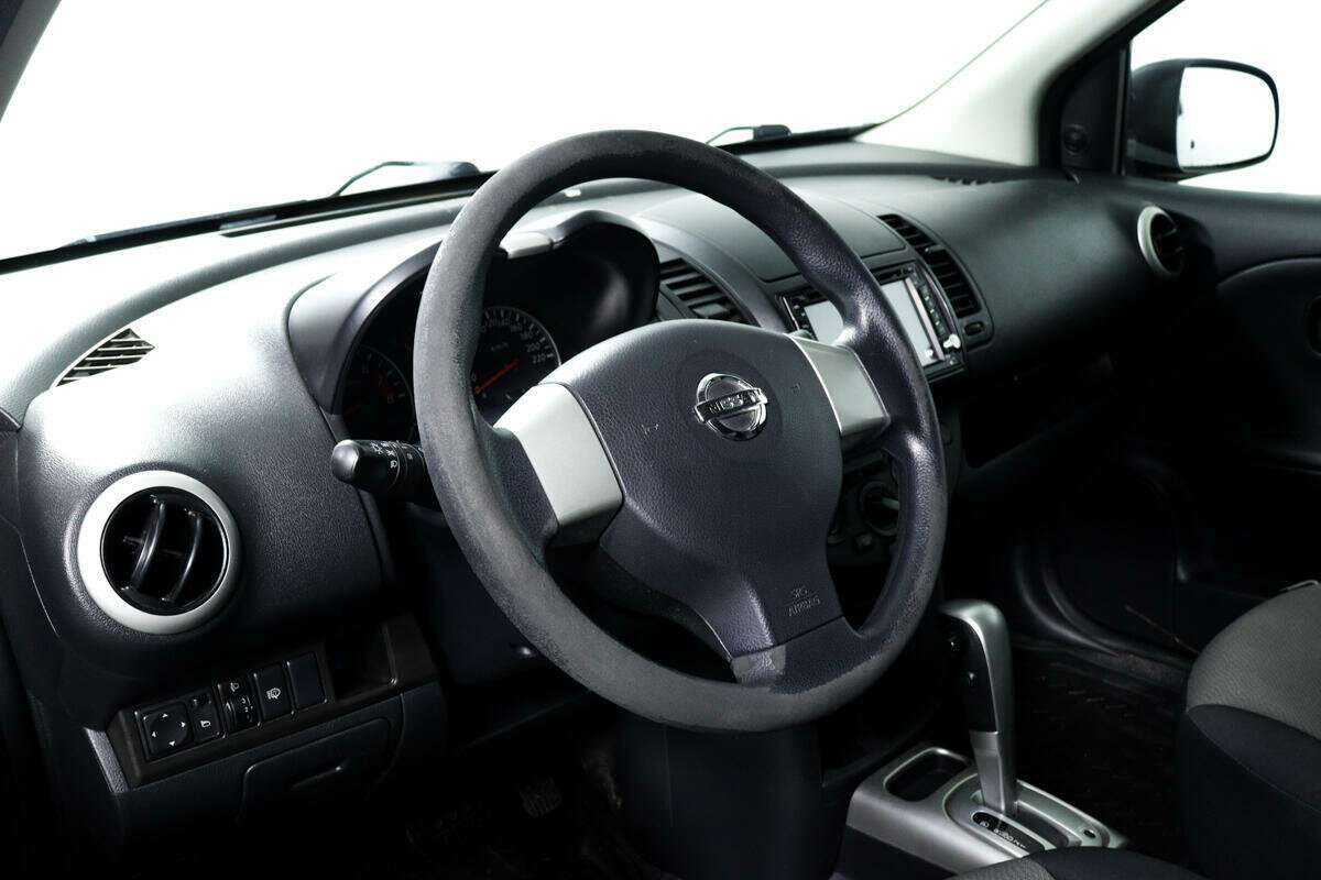 Nissan Note, 2010 Фото №13