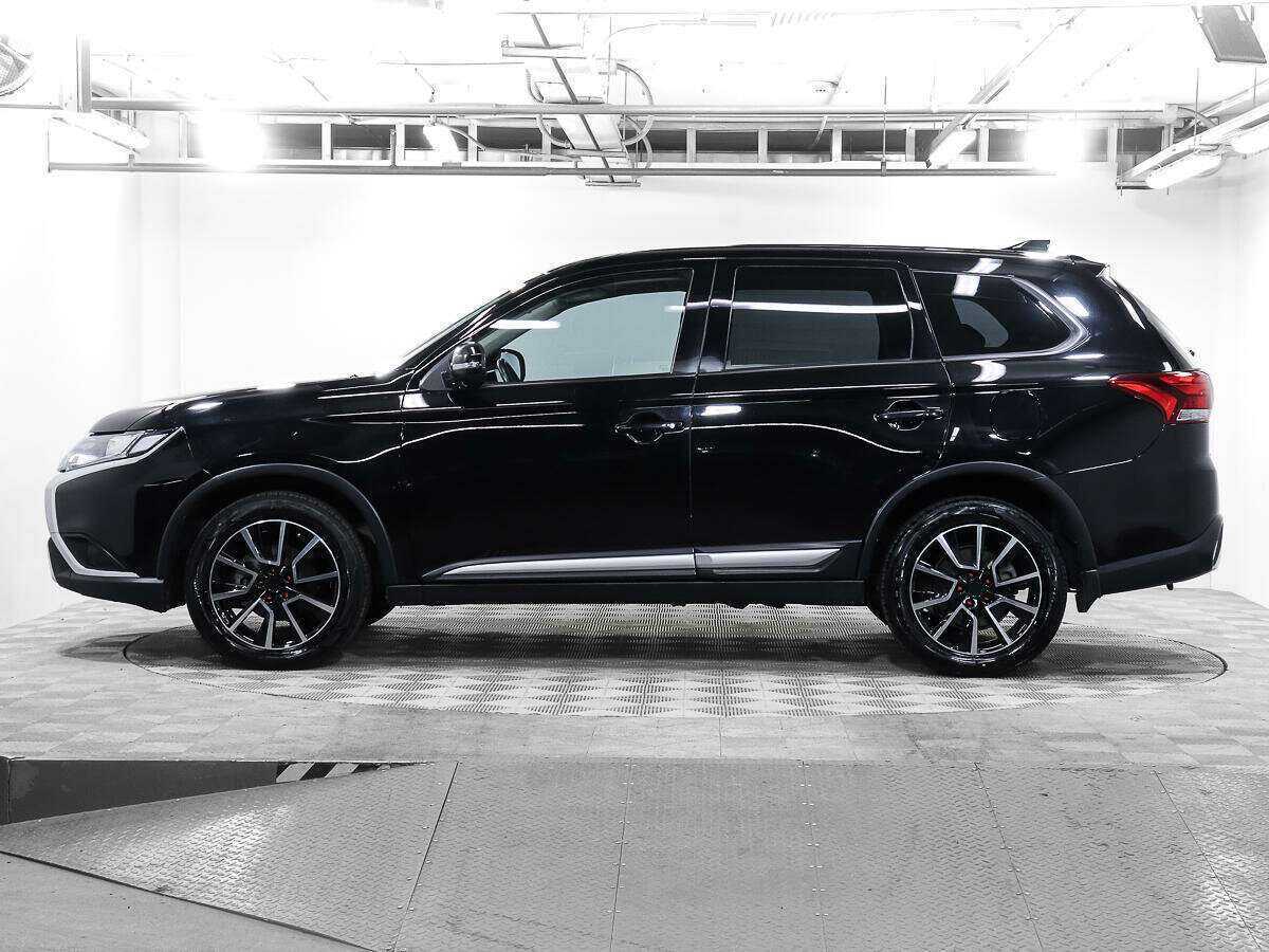 Mitsubishi Outlander, 2018 - 123 158 км. | Фото №8