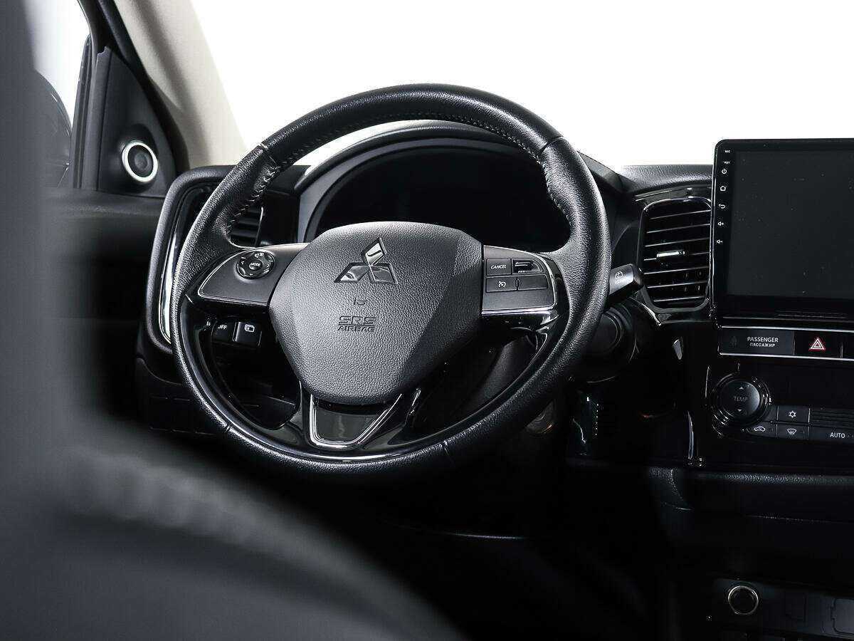 Mitsubishi Outlander, 2018 Фото №14