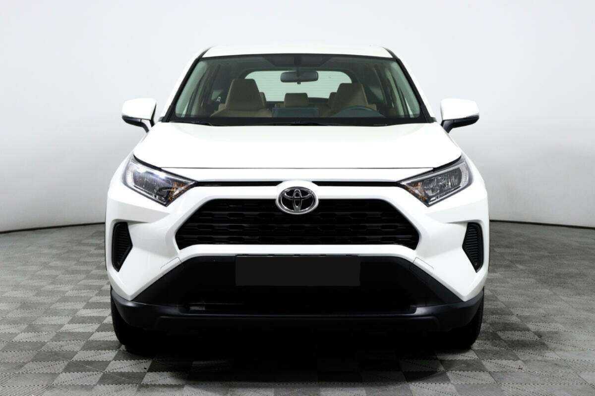 Toyota RAV4, 2022 - 2 987 км. | Фото №2