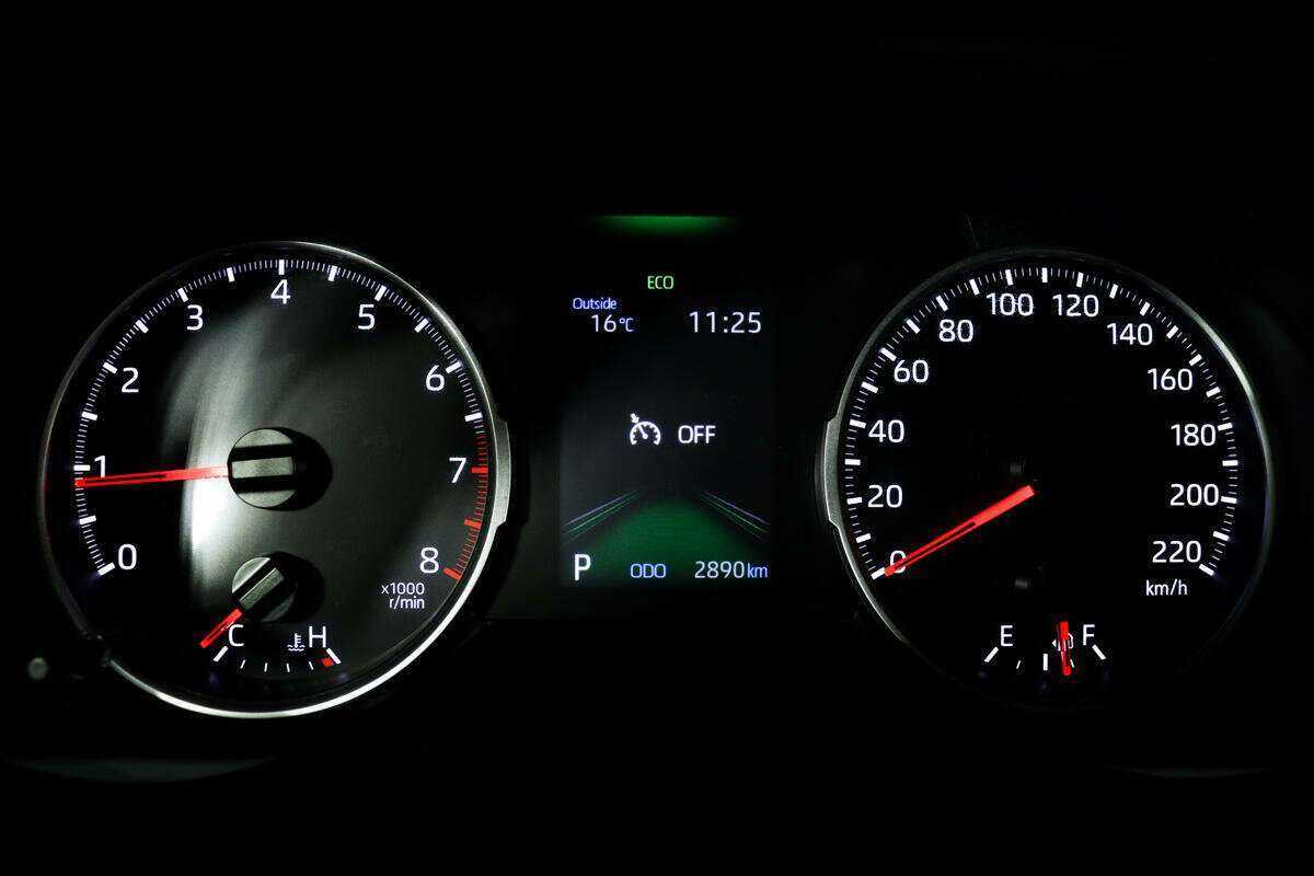 Toyota RAV4, 2022 Фото №10