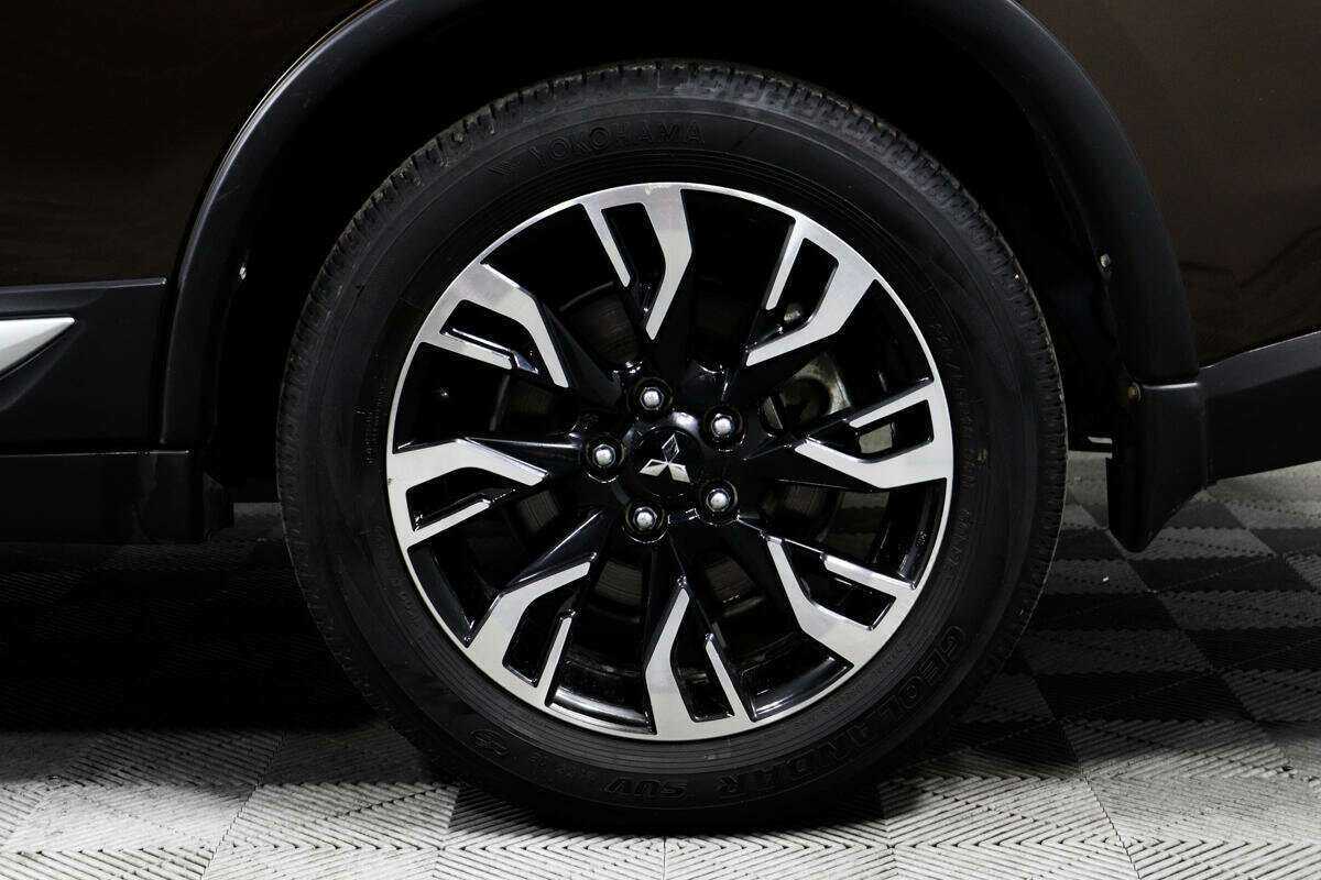 Mitsubishi Outlander, 2022 Фото №15