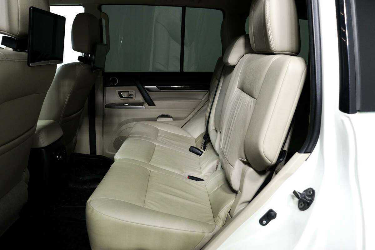 Mitsubishi Pajero, 2019 Фото №11