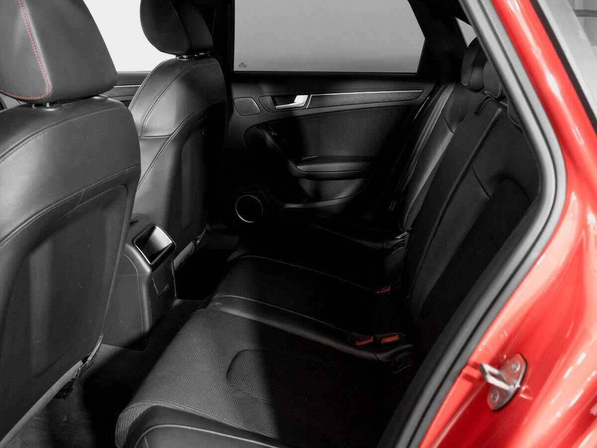 Audi A4, 2015 Фото №9