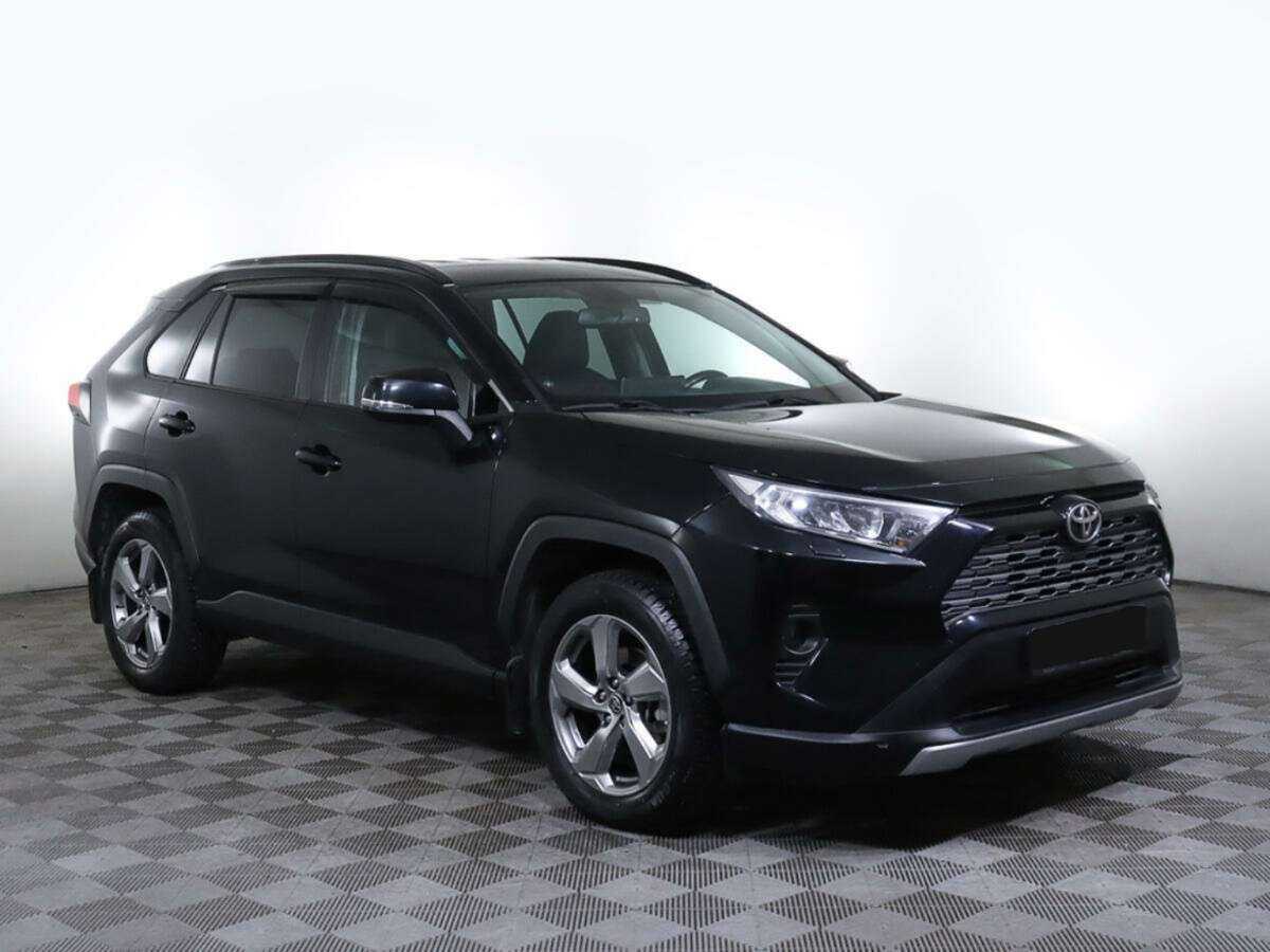 Toyota RAV4, 2021 - 66 000 км. | Фото №2