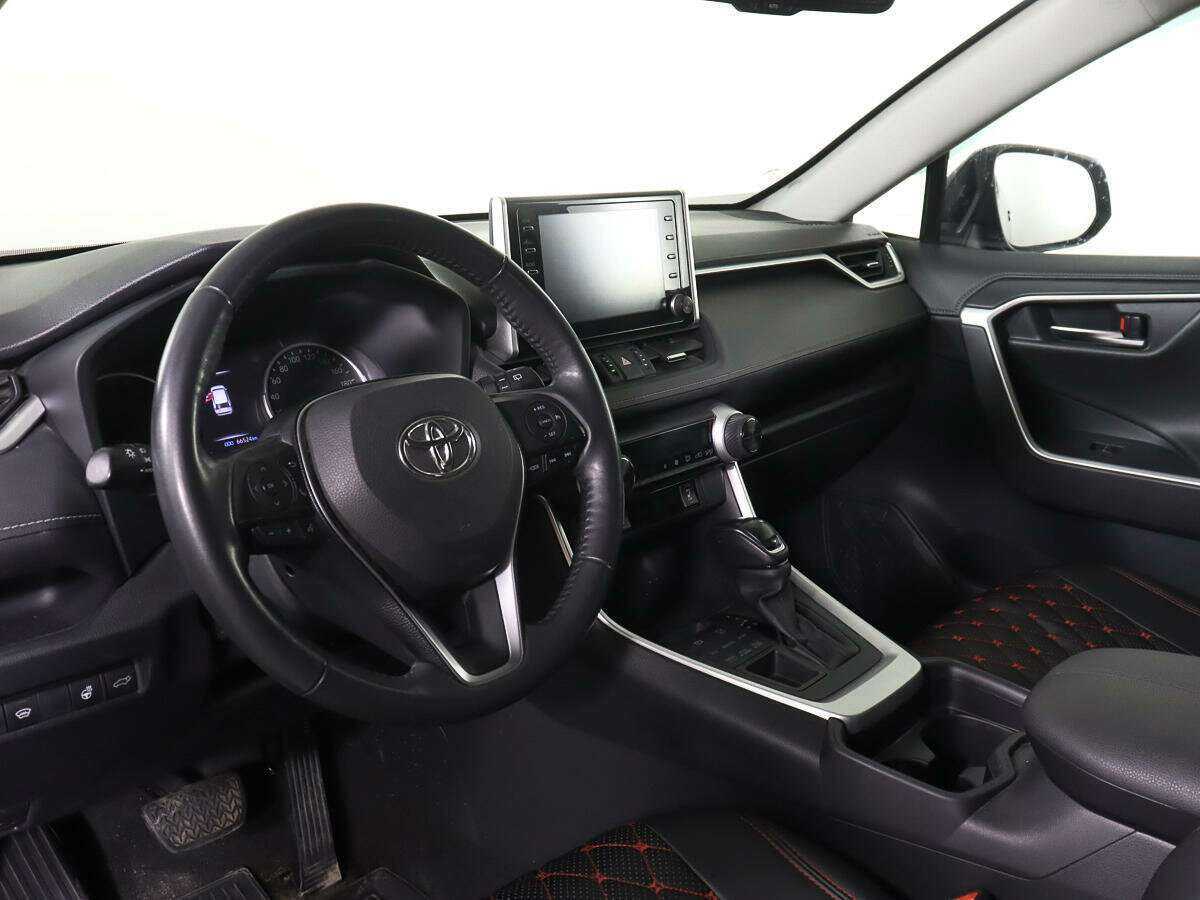 Toyota RAV4, 2021 Фото №13