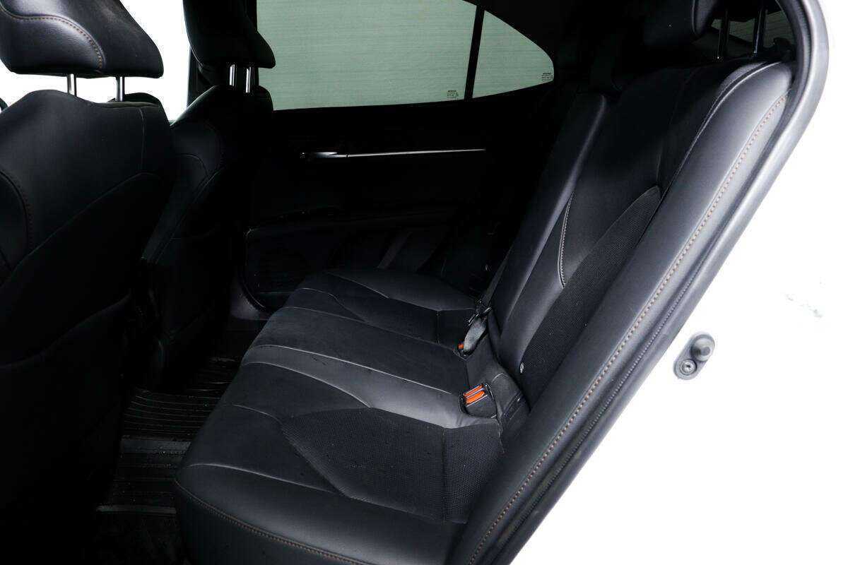 Toyota Camry, 2019 Фото №12