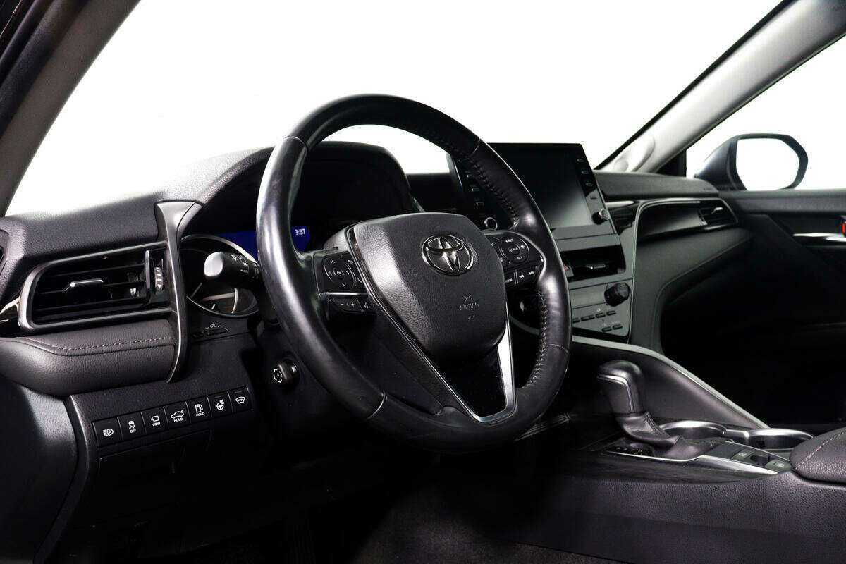 Toyota Camry, 2021 Фото №13