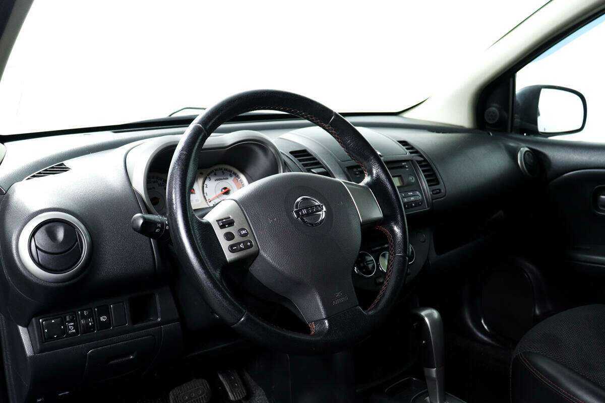 Nissan Note, 2006 Фото №13