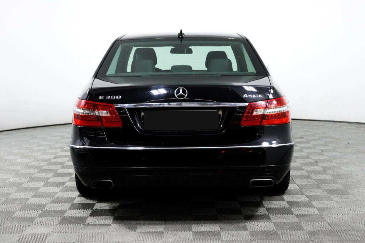 Mercedes-Benz E-Класс 300, 2012 Фото №6