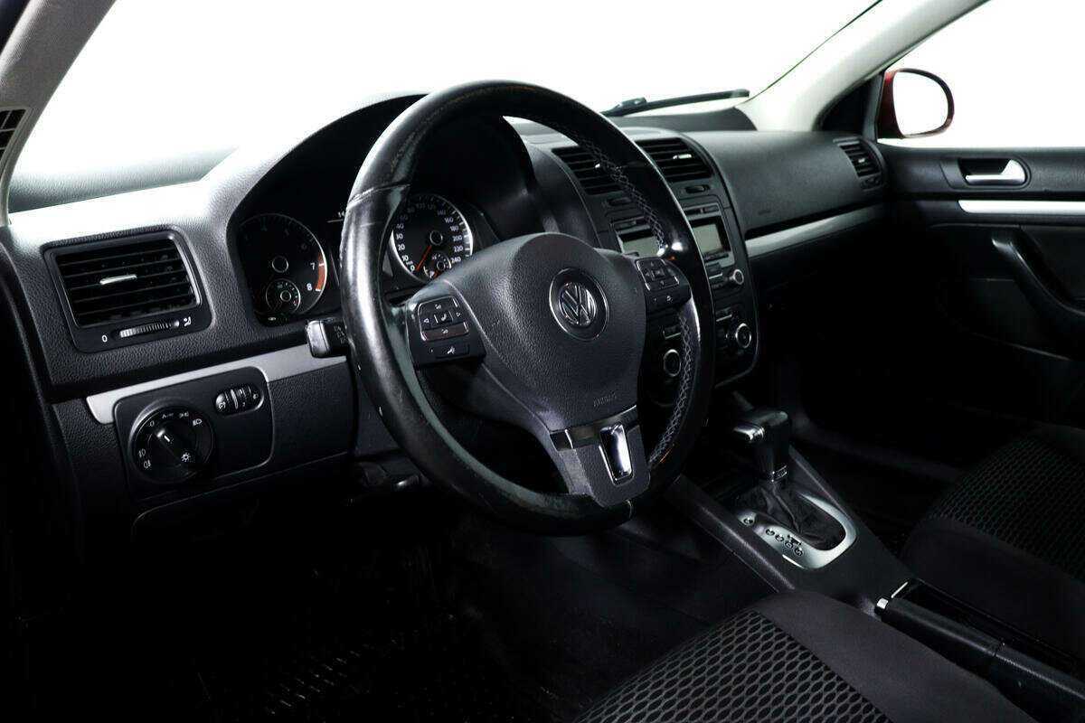 Volkswagen Jetta, 2010 Фото №13