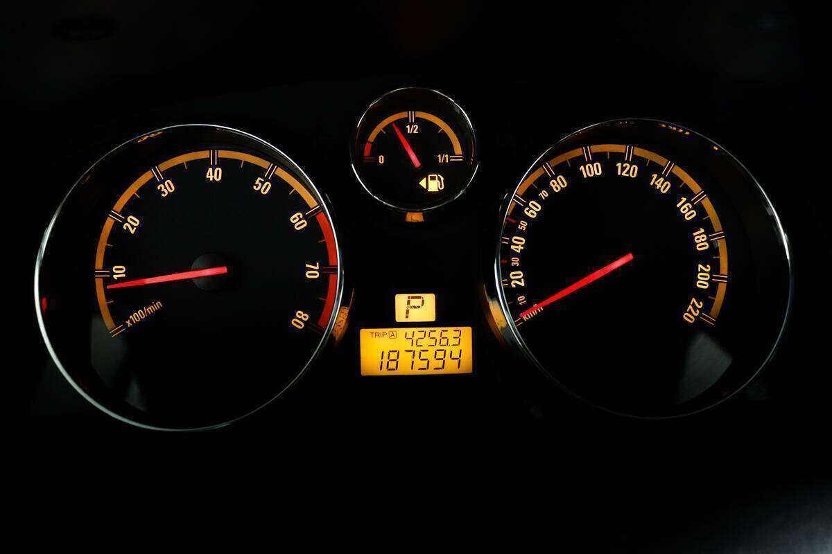 Opel Antara, 2010 Фото №10