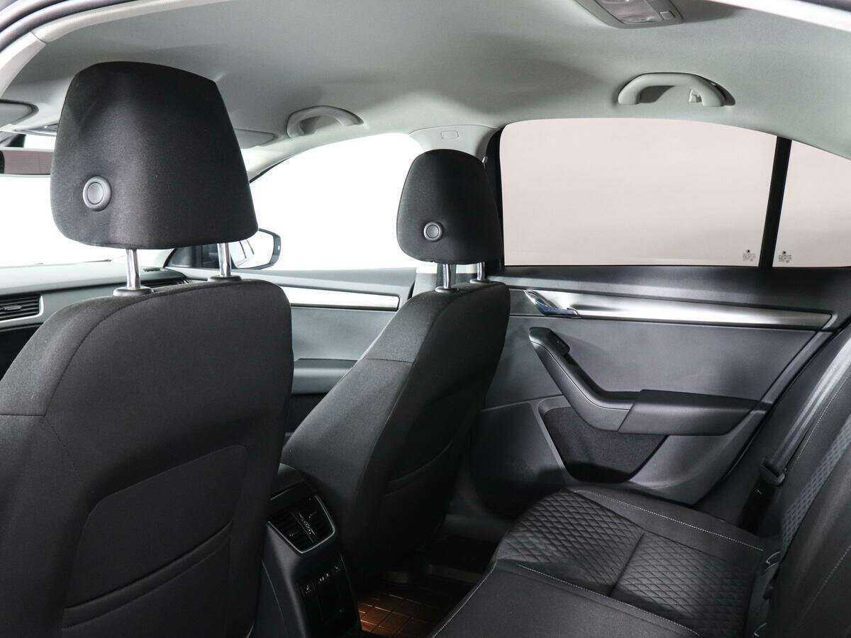 Skoda Octavia, 2018 Фото №12