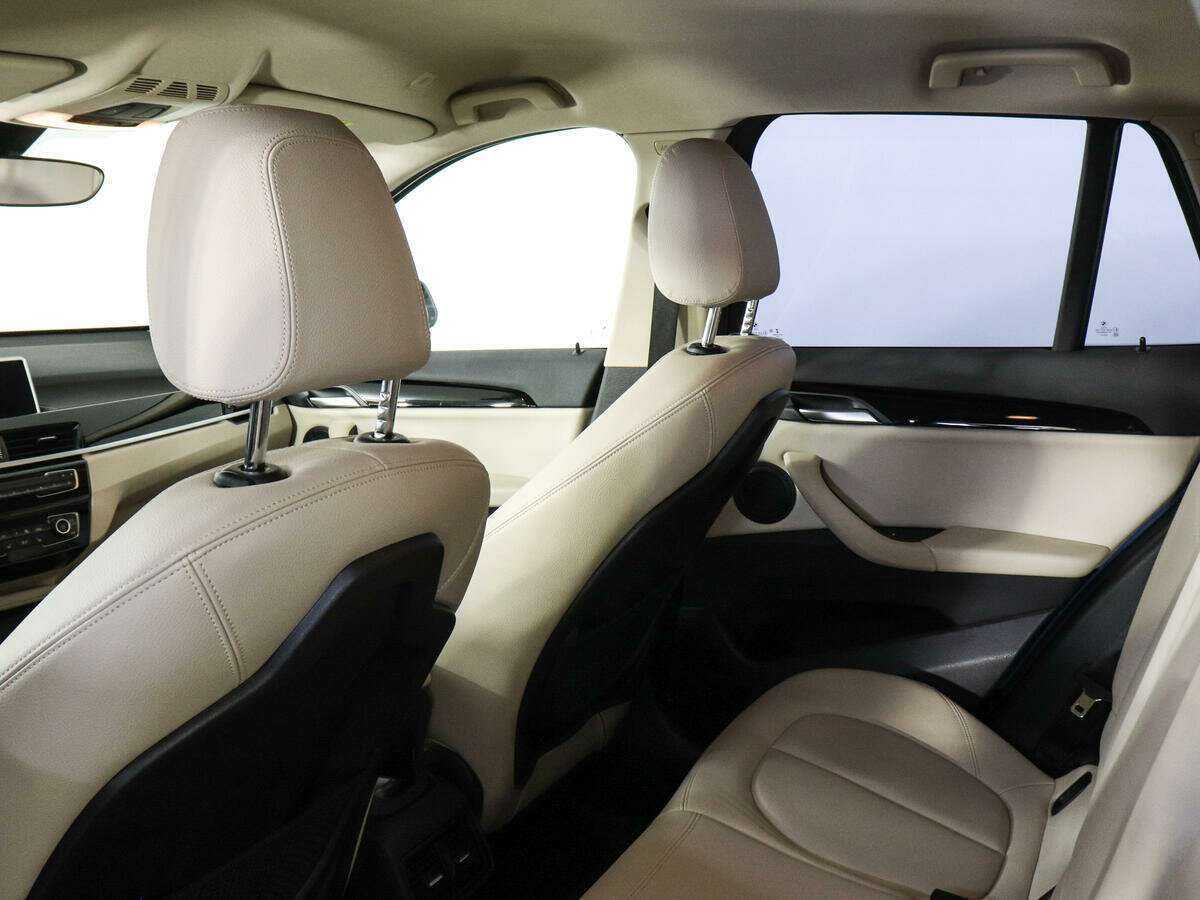 BMW X1 18i sDrive, 2021 Фото №9