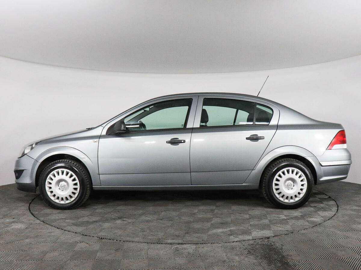 Opel Astra, 2011 - 108 975 км. | Фото №8