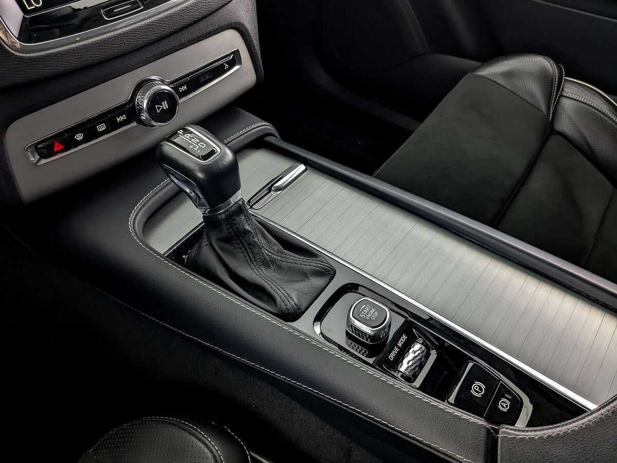 Volvo XC90, 2019 Фото №21
