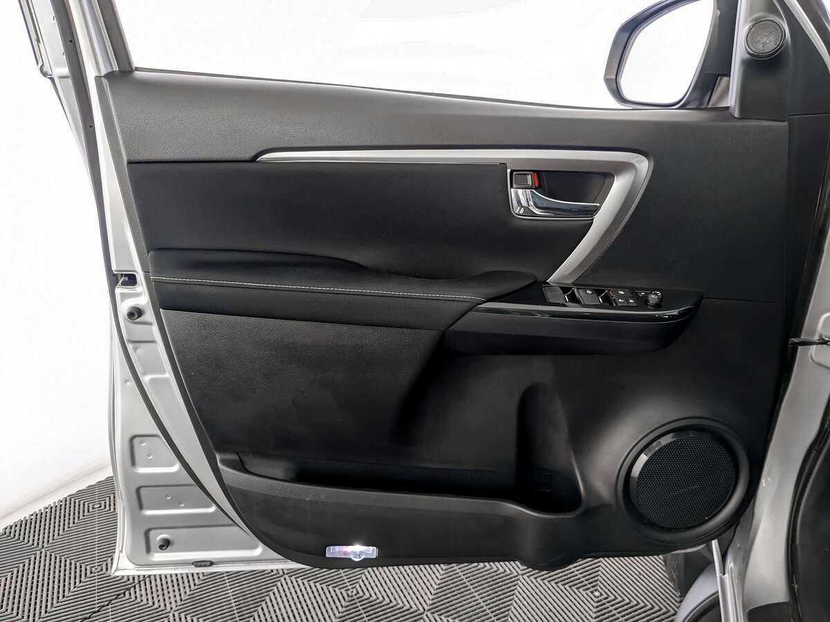 Toyota Fortuner, 2021 Фото №14