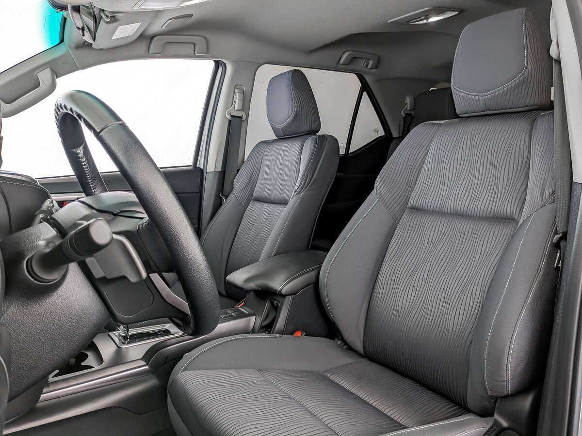 Toyota Fortuner, 2021 Фото №15