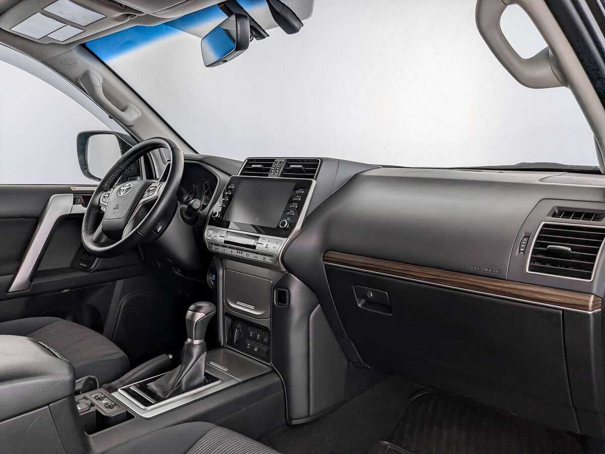 Toyota Land Cruiser Prado, 2021 Фото №9