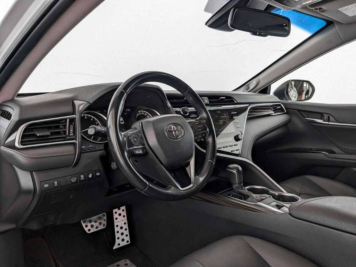 Toyota Camry, 2021 Фото №13