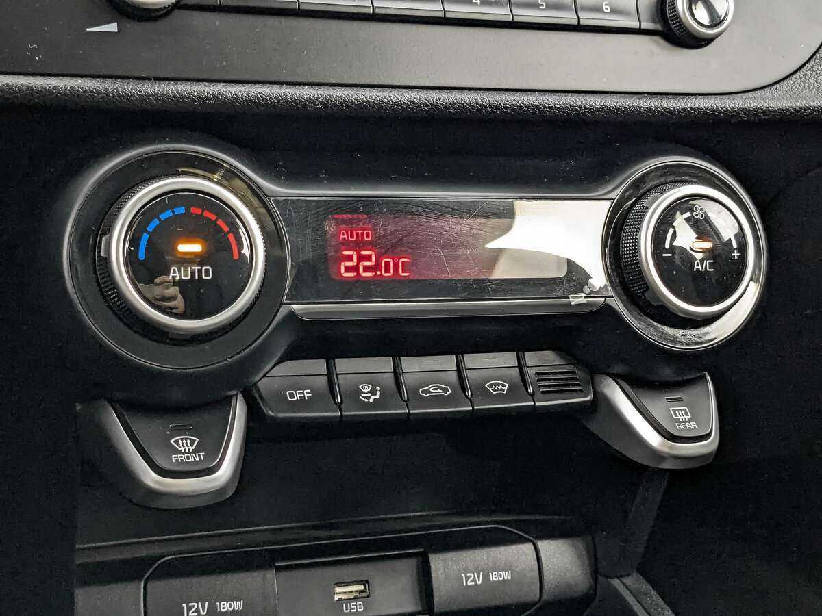 Kia Rio, 2021 Фото №17