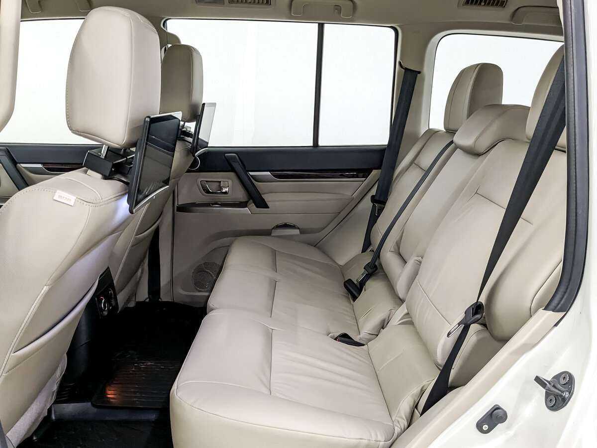 Mitsubishi Pajero, 2019 Фото №10