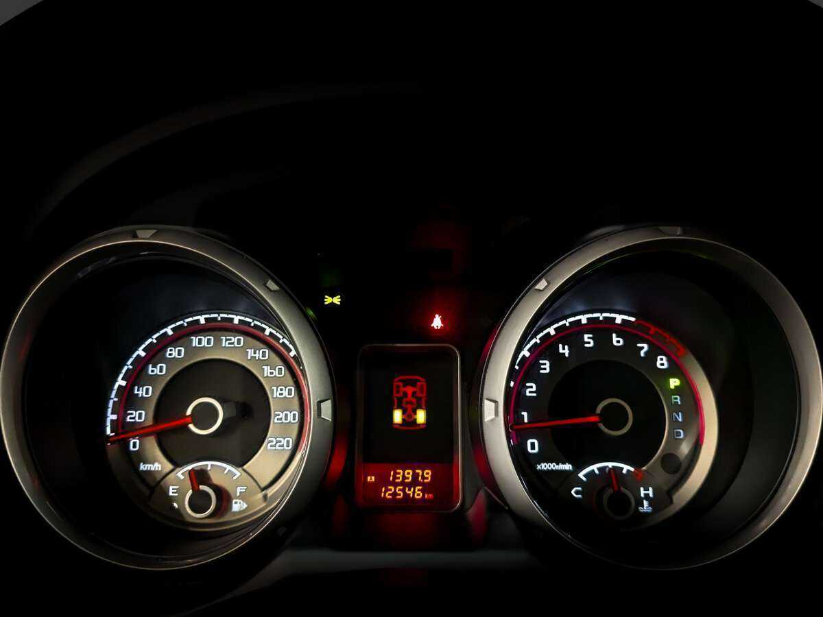 Mitsubishi Pajero, 2019 Фото №11