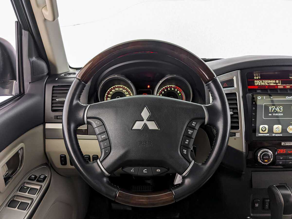 Mitsubishi Pajero, 2020 Фото №16