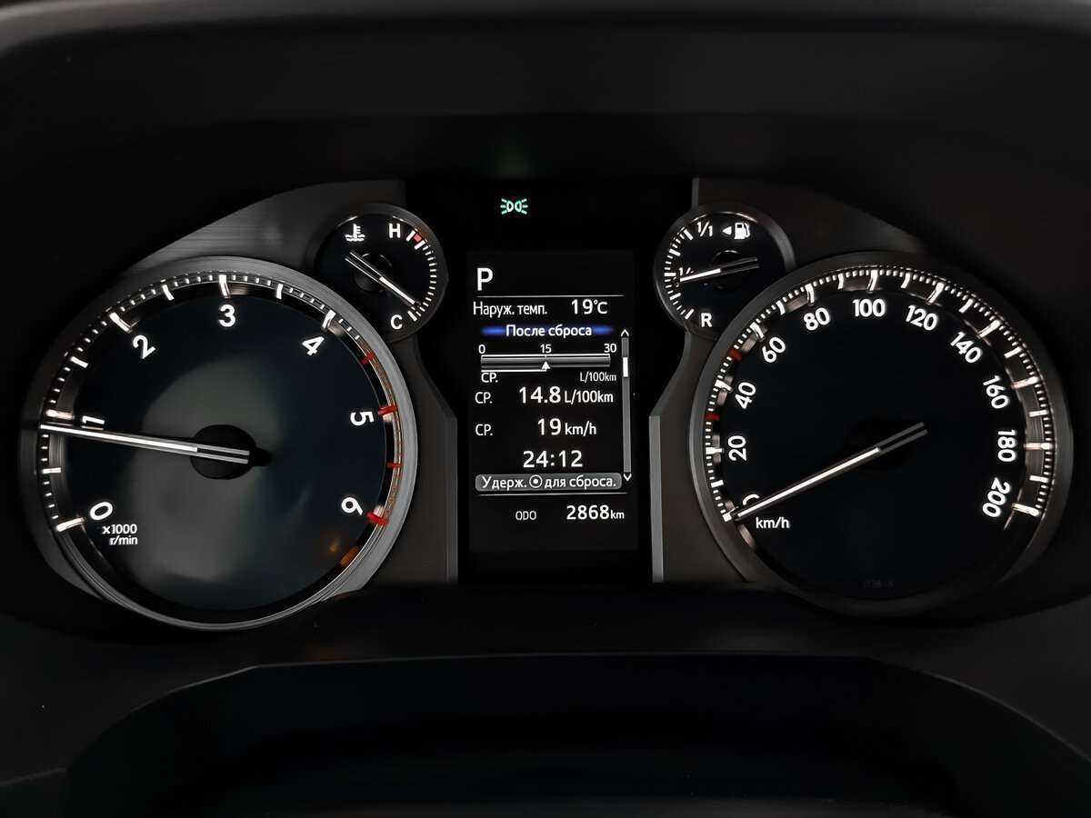 Toyota Land Cruiser Prado, 2022 Фото №11